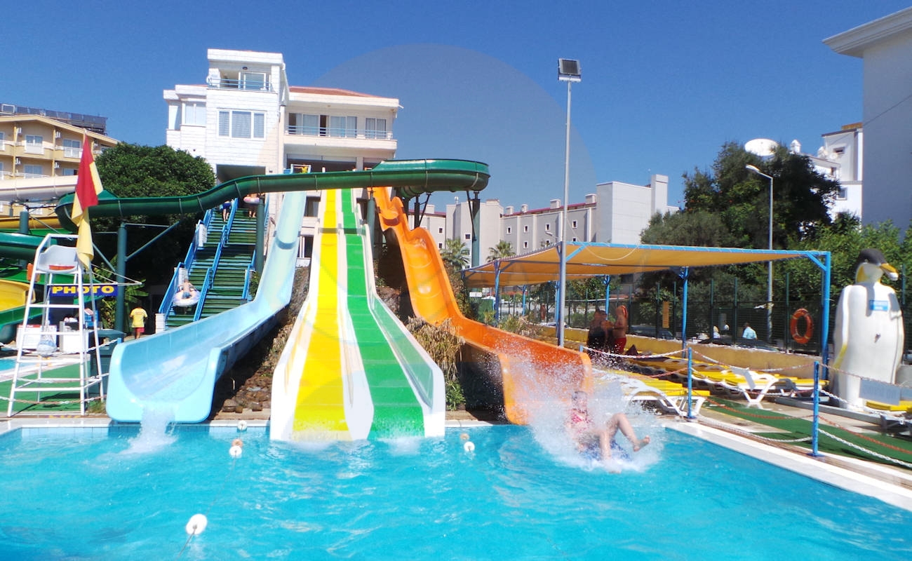 Marmaris Atlantis Parkı Kamikaze Kaydırağı Marmaris Atlantis Parkı Kamikaze Kaydırağı