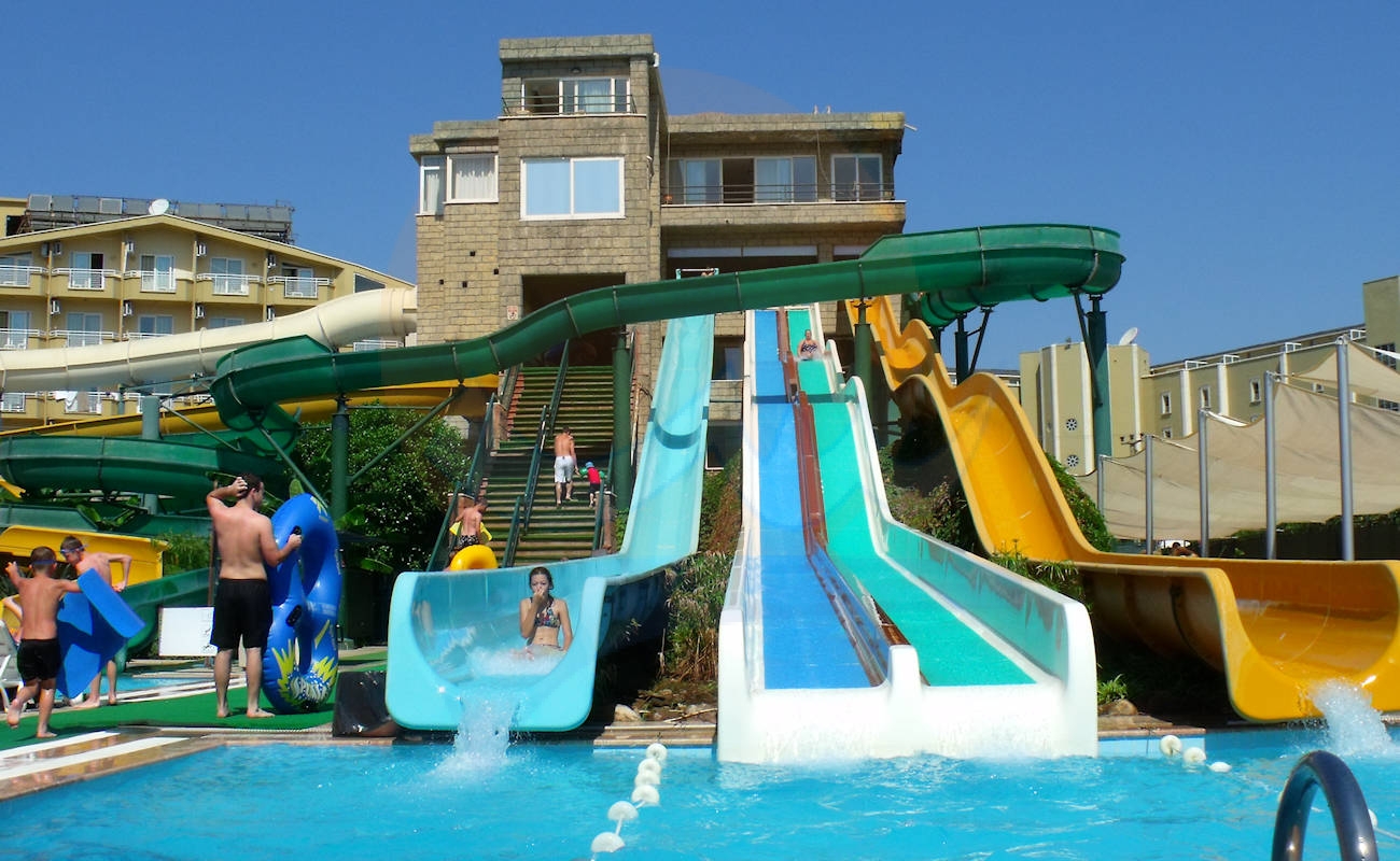 Marmaris Atlantis Parkı Serbest Düşüş Kaydırağı Marmaris Atlantis Parkı Serbest Düşüş Kaydırağı