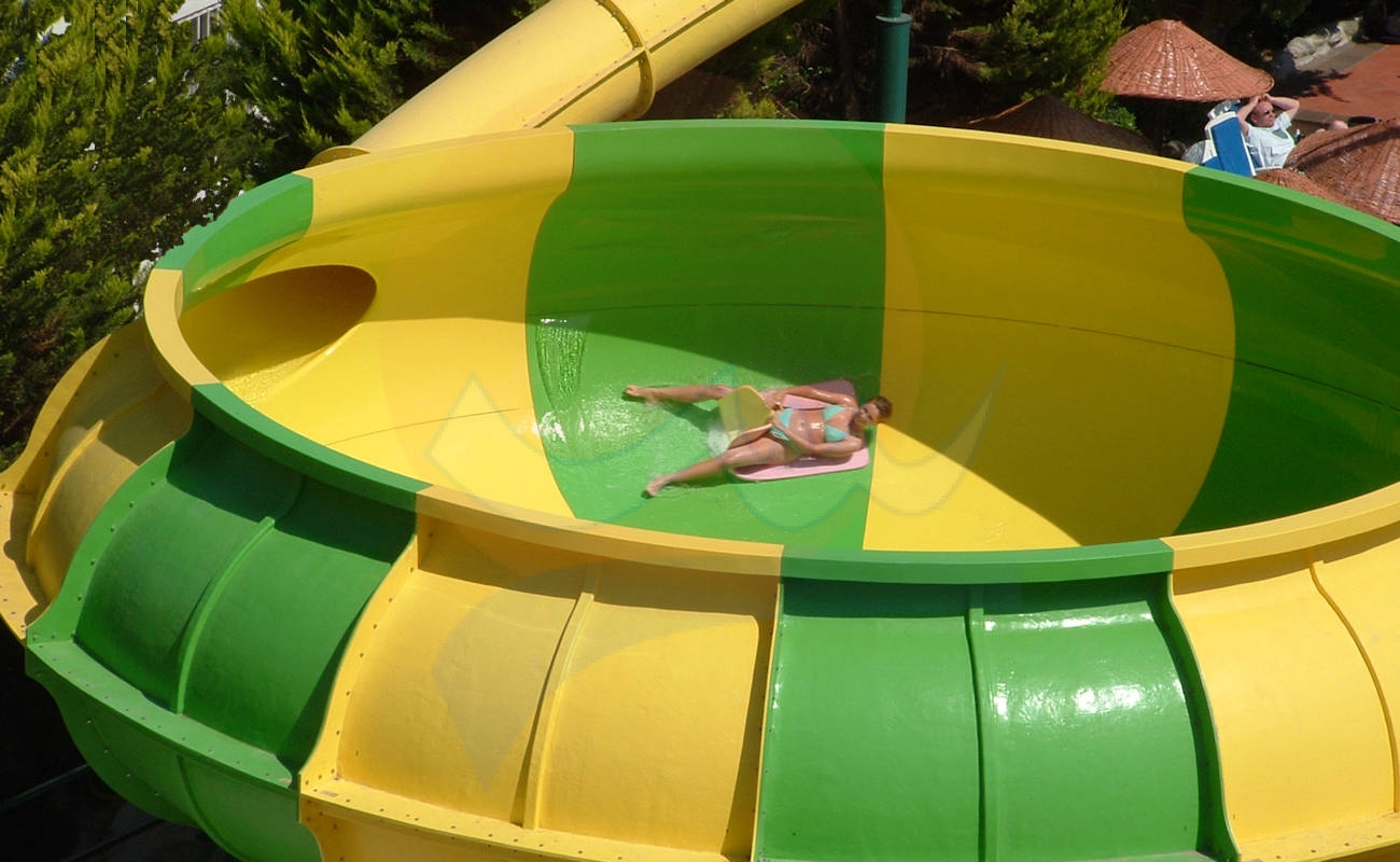 Marmaris Atlantis Parkı Uzay Kasesi Kaydırağı Marmaris Atlantis Parkı Uzay Kasesi Kaydırağı