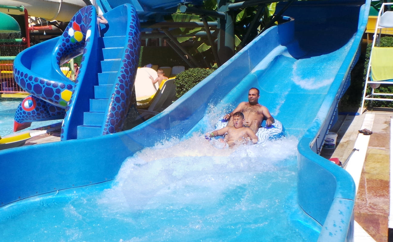 Marmaris Atlantis Parkı Vahşi Nehir Kaydırağı Marmaris Atlantis Parkı Vahşi Nehir Kaydırağı